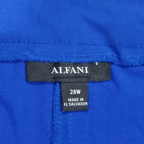 Alfani Cobalt Blue Pull on Capri Pants - Picture 5 of 12